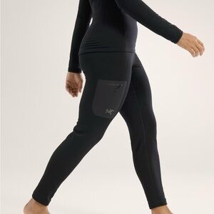 Arc'teryx Black Polartec Fleece Kyanite  Leggings  (send me an offer 🎉 🎊 💛